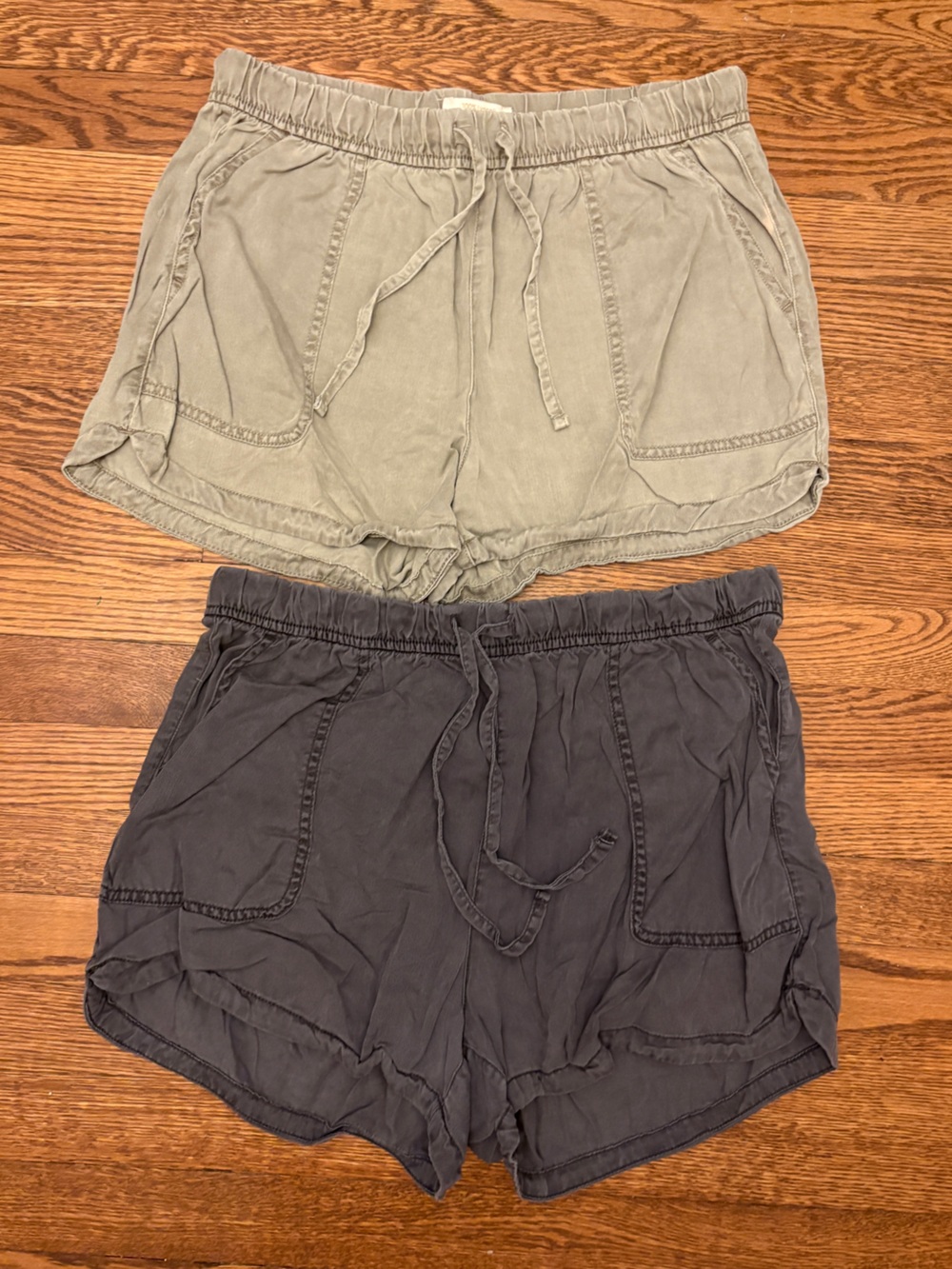 Set of 2 Casual Drawstring Lounge Shorts - Olive and Charcoal